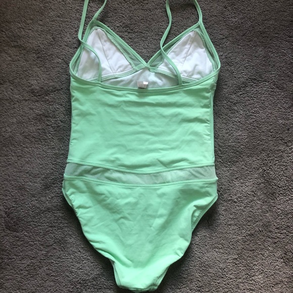 ❤️Sexy Victoria Secert swimsuit - Picture 3 of 3